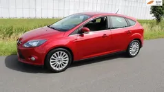 Rood Gebruikt 2012 Ford Focus Titanium Hatchback | € 8.450 (Eerlijke prijs)