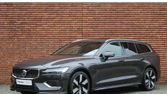 Gebruikt 2024 Volvo V60 Plus Stationwagen | € 43.750 (Eerlijke prijs)