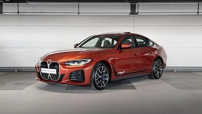 Occasion BMW i4 Executive 250 kW (340 PK) 2025 Oranje Sedan