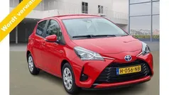 Rood Gebruikt 2020 Toyota Yaris Active Hatchback | € 14.899 (Eerlijke prijs)