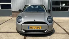 Grijs Nieuw 2025 Mini Cooper Essential Hatchback | € 25.950 (Super prijs)