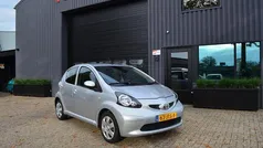 Grijs Gebruikt 2006 Toyota Aygo Hatchback | € 1.950 (Eerlijke prijs)