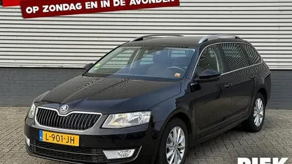 Gebruikt 2017 Skoda Octavia Style Stationwagen | € 7.999 (Super prijs)