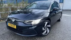 Zwart Gebruikt 2020 VW Golf VIII Life Hatchback | € 17.999 (Goede deal)