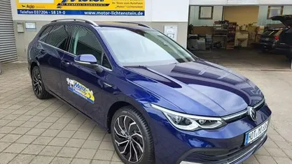 Occasion 2024 VW Golf VIII Style Stationwagen | € 33.576 (Eerlijke prijs)