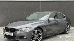 Grijs Gebruikt 2016 BMW 330 M Sport Sedan | € 14.950 (Eerlijke prijs)
