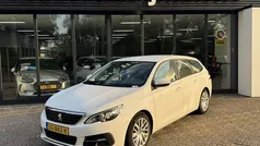 Wit Gebruikt 2018 Peugeot 308 Stationwagen | € 5.900 (Goede deal)