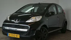 Zwart Gebruikt 2010 Peugeot 107 Hatchback | € 2.950 (Eerlijke prijs)