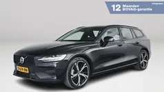 Zwart Gebruikt 2023 Volvo V60 Plus Stationwagen | € 37.995 (Goede deal)