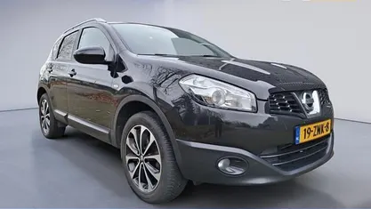 Zwart (metallic) Gebruikt 2013 Nissan Qashqai SUV | € 8.450 (Eerlijke prijs)