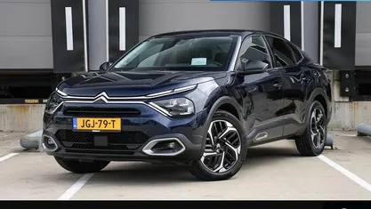 Blauw Gebruikt 2024 Citroën C4 X PureTech SUV | € 23.995 (Eerlijke prijs)