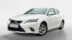 Gebruikt 2017 Lexus CT200h Executive Line Hatchback | € 16.550 (Eerlijke prijs)