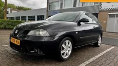 Zwart, metallic lak Gebruikt 2006 Seat Ibiza Hatchback | € 1.495 (Goede deal)
