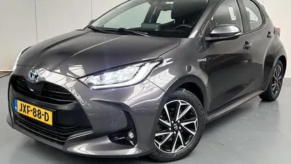 Occasion Toyota Yaris Hybrid 2026 Grijs Hatchback