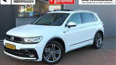 Gebruikt 2020 VW Tiguan Highline SUV | € 28.149 (Eerlijke prijs)