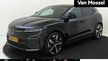 Occasion 2025 Renault Megane E-Tech Komfort Hatchback | € 34.940 (Eerlijke prijs)