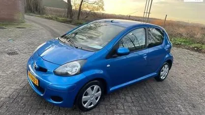Occasion Toyota Aygo Comfort 68 PK (50 kW) 2011 Hatchback