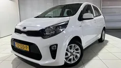 (ud) clear white s Gebruikt 2018 Kia Picanto Hatchback | € 9.930 (Eerlijke prijs)