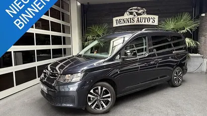 Blauw Gebruikt 2023 VW Caddy Maxi MPV | € 36.950 (Eerlijke prijs)