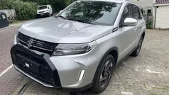 Zilver Gebruikt 2025 Suzuki Vitara Style SUV | € 28.495 (Eerlijke prijs)