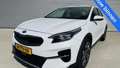 Wit, metallic lak Gebruikt 2020 Kia XCeed SUV | € 21.850 (Eerlijke prijs)
