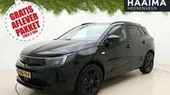 Zwart Gebruikt 2023 Opel Grandland X SUV | € 25.950 (Eerlijke prijs)