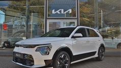 Wit Gebruikt 2024 Kia e-Niro Advance SUV | € 34.945 (Eerlijke prijs)
