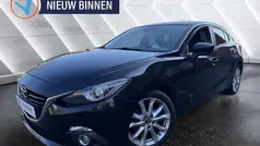 Zwart Gebruikt 2015 Mazda 3 Hatchback | € 8.990 (Eerlijke prijs)