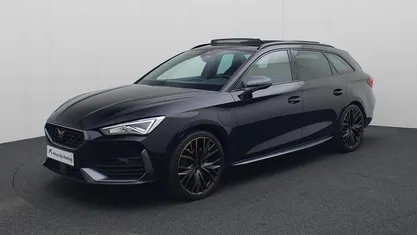 Zwart Gebruikt 2022 Cupra Leon VZ Stationwagen | € 29.940 (Eerlijke prijs)