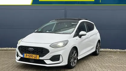 Wit Gebruikt 2022 Ford Fiesta ST-Line X Hatchback | € 22.590 (Eerlijke prijs)