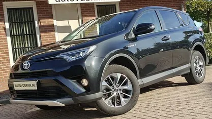 Gebruikt 2016 Toyota RAV4 SUV | € 19.940 (Eerlijke prijs)