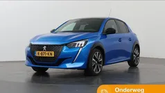 Gebruikt 2021 Peugeot 208 GT Hatchback | € 18.945 (Eerlijke prijs)