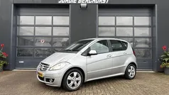 Grijs Gebruikt 2012 Mercedes A160 Avantgarde MPV | € 9.750 (Eerlijke prijs)