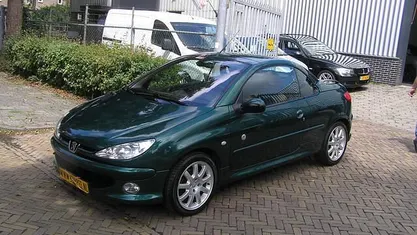 Occasion Peugeot 206 CC Roland Garros 136 PK (100 kW) 2002 Cabriolet
