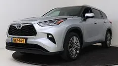 Grijs metallic Gebruikt 2022 Toyota Highlander Executive SUV | € 57.945 (Eerlijke prijs)