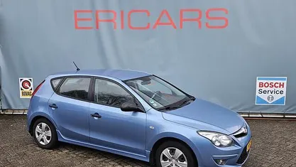Blauw (metallic) Gebruikt 2011 Hyundai i30 Active Stationwagen | € 2.450 (Eerlijke prijs)