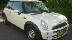 Wit Gebruikt 2006 Mini ONE Hatchback | € 975 (Goede deal)