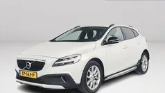 Wit Gebruikt 2018 Volvo V40 CC Dynamic Stationwagen | € 16.995 (Eerlijke prijs)
