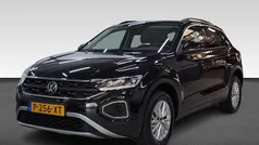Zwart Gebruikt 2022 VW T-Roc Style SUV | € 25.740 (Goede deal)