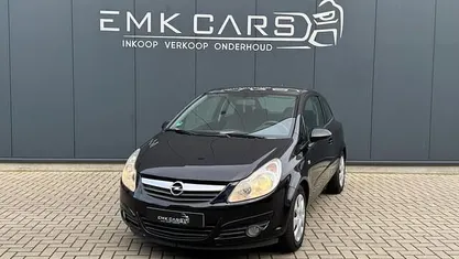 Gebruikt 2007 Opel Corsa Enjoy Hatchback | € 2.249 (Eerlijke prijs)