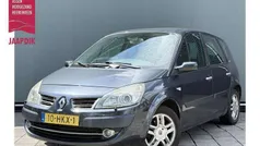 Grijs Gebruikt 2009 Renault Scénic III MPV | € 2.244 (Goede deal)