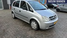 Grijs Gebruikt 2005 Opel Meriva Enjoy MPV | € 1.750 (Eerlijke prijs)