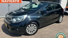 Zwart Gebruikt 2013 Kia Rio Hatchback | € 7.195 (Eerlijke prijs)
