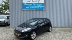 Zwart, metallic lak Gebruikt 2017 Ford Fiesta Titanium Hatchback | € 9.250 (Goede deal)