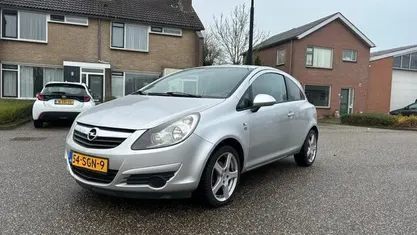 Occasion Opel Corsa Selection 86 PK (63 kW) 2010 Hatchback