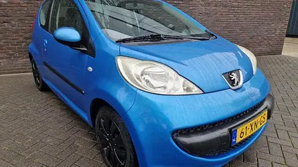 Occasion 2007 Peugeot 107 Hatchback | € 1.895 (Eerlijke prijs)