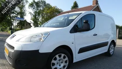 Occasion Peugeot Partner 90 PK (66 kW) 2011 Wit MPV