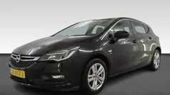 Gebruikt 2019 Opel Astra Edition Hatchback | € 13.940 (Eerlijke prijs)