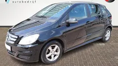 Zwart Gebruikt 2009 Mercedes B170 MPV | € 5.348 (Eerlijke prijs)