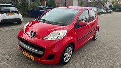 Rood Gebruikt 2011 Peugeot 107 Hatchback | € 2.600 (Goede deal)